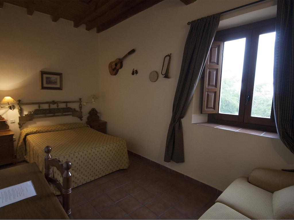 La Hosteria De Oropesa Cameră foto